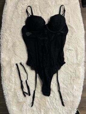Frederick's of Hollywood Black Lace Underwire Bodysuit with Garters